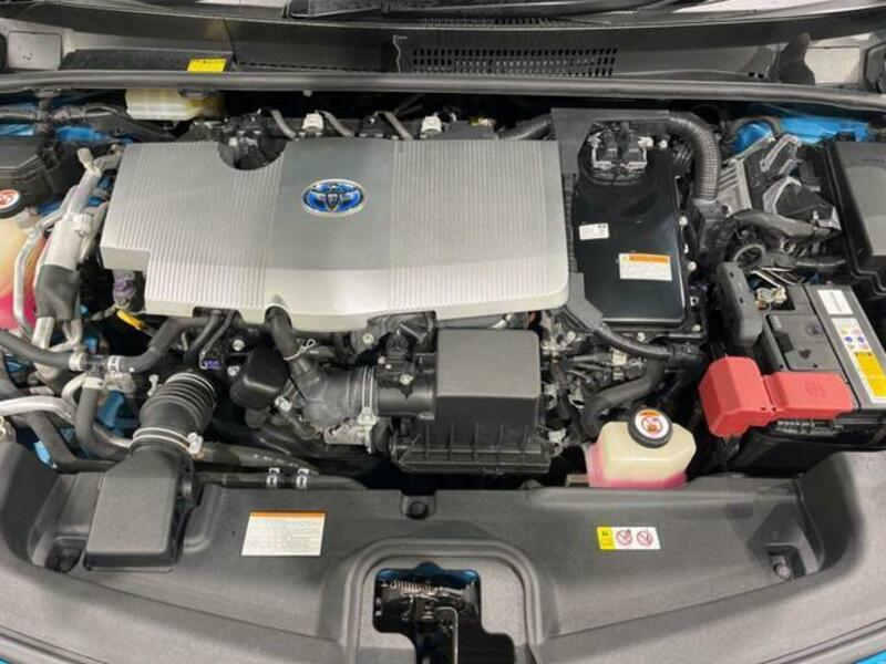 PRIUS PHV