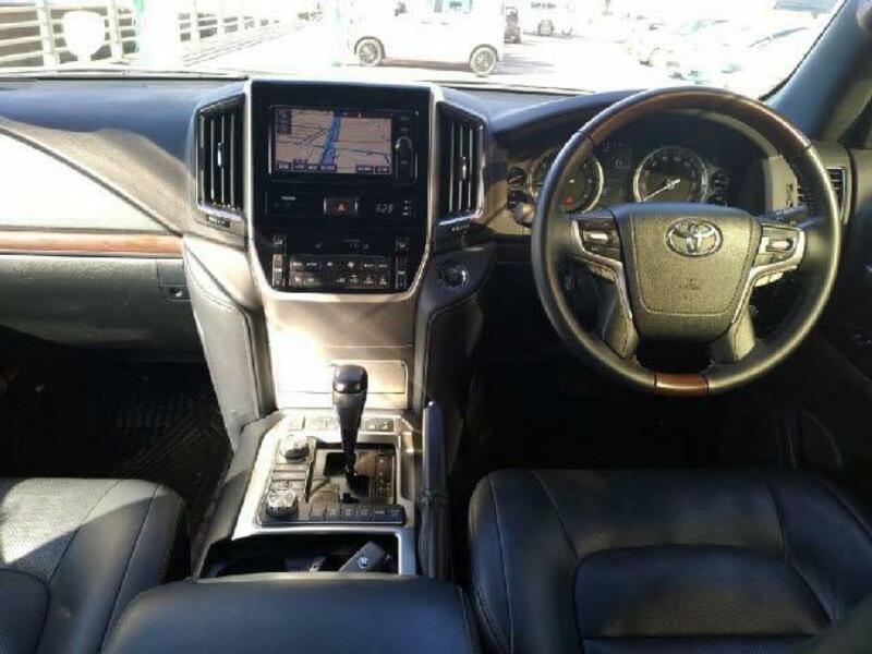 LAND CRUISER-2