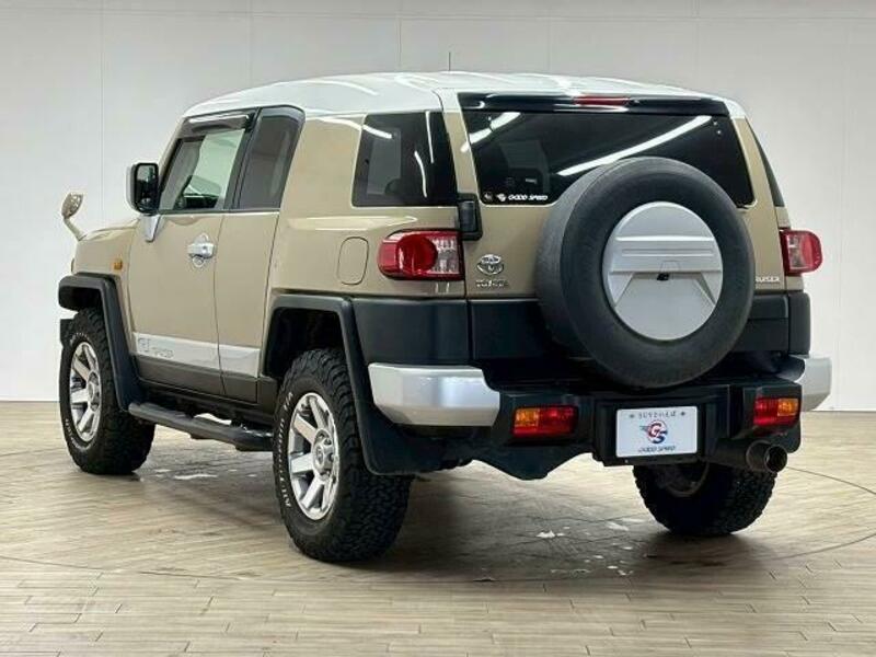 FJ CRUISER