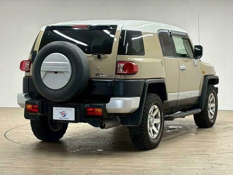 FJ CRUISER