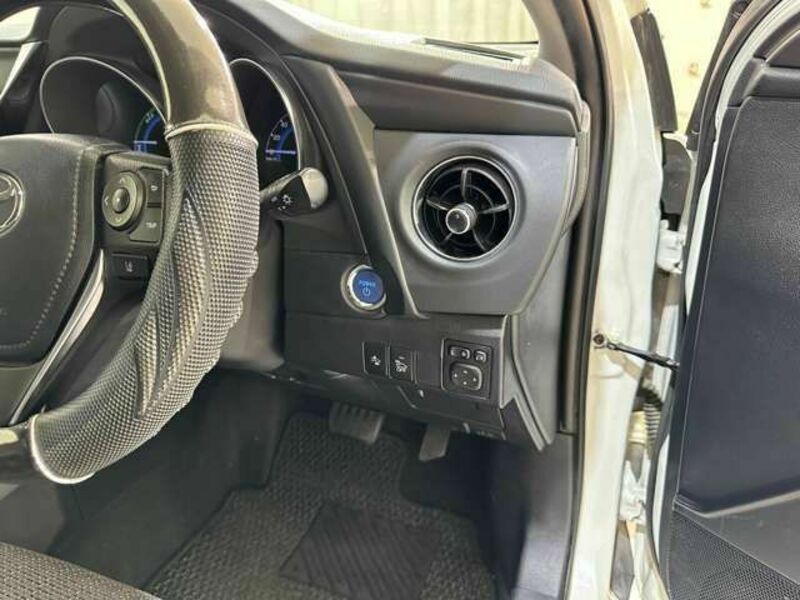 AURIS HYBRID