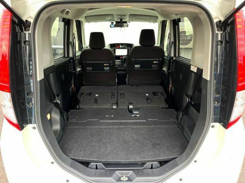 ROOMY