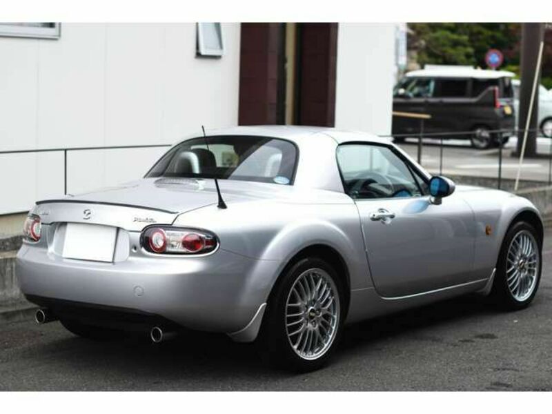 ROADSTER