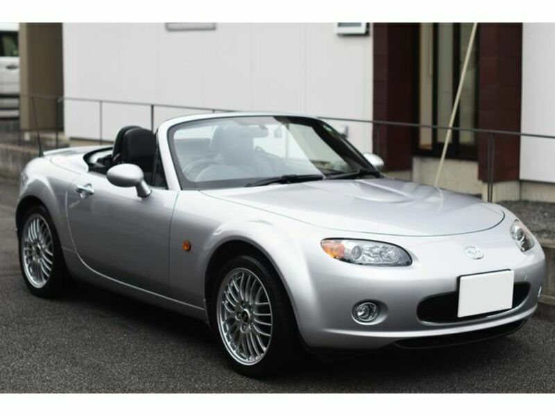 ROADSTER