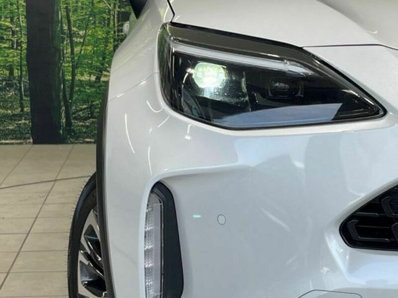YARIS CROSS