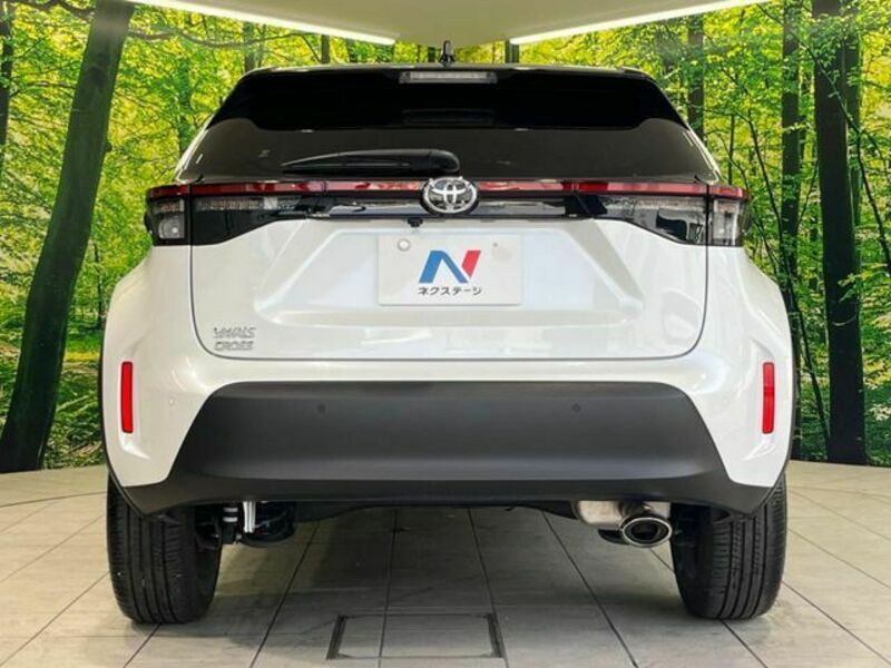 YARIS CROSS