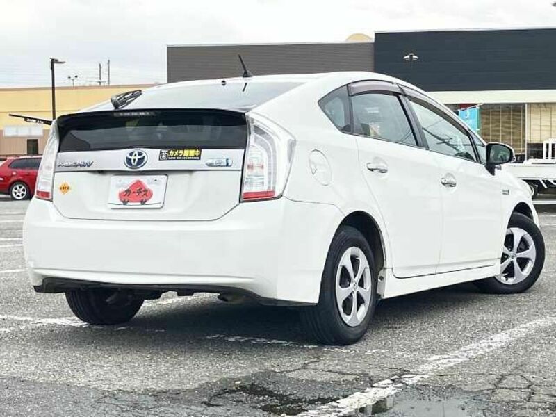 PRIUS PHV