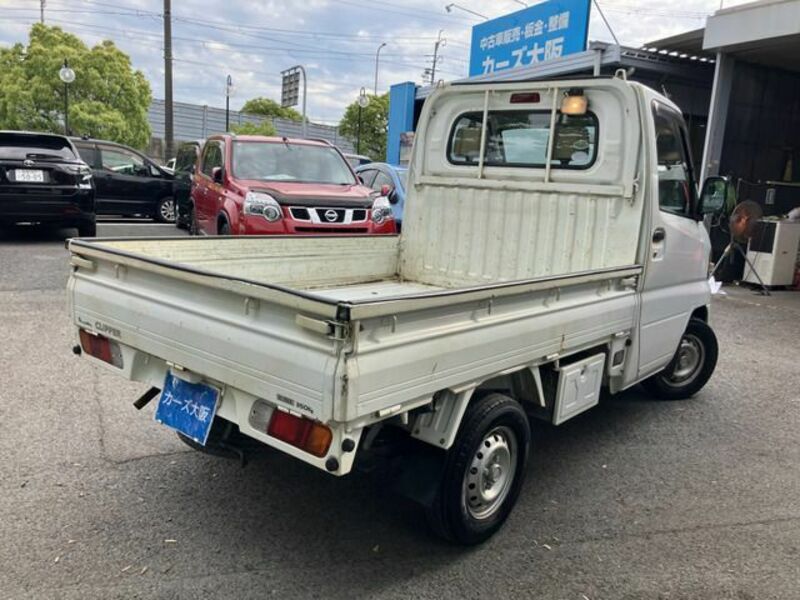 CLIPPER TRUCK
