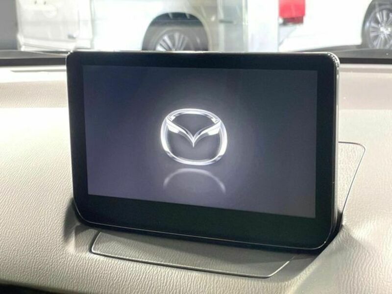 MAZDA2