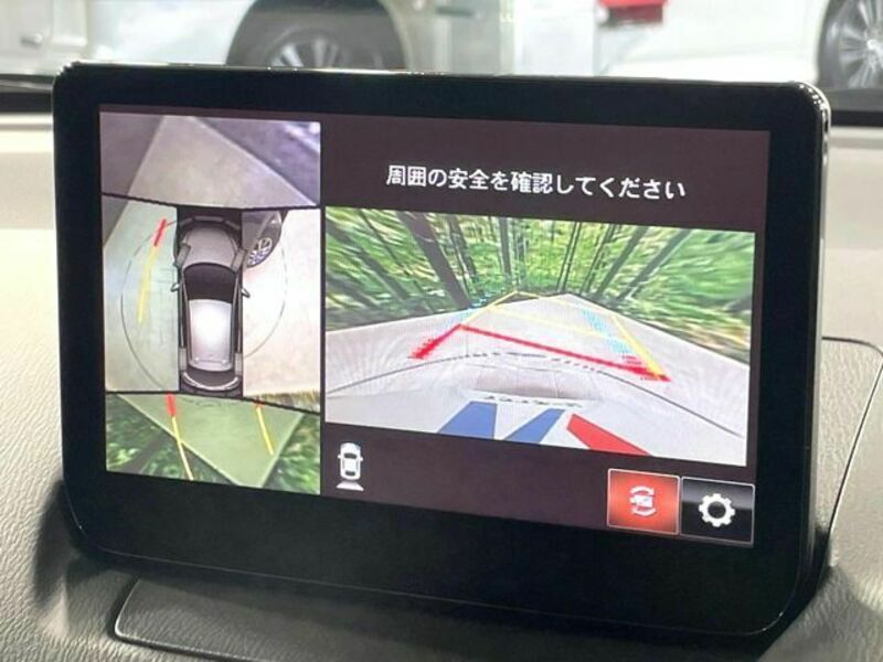 MAZDA2