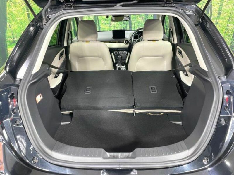 MAZDA2
