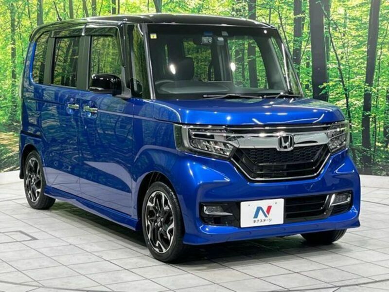 N BOX CUSTOM