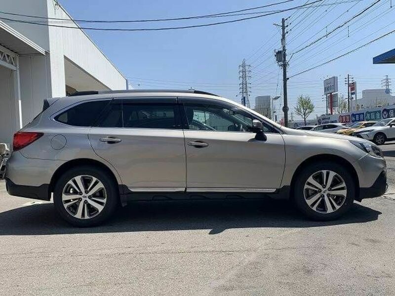 LEGACY OUTBACK
