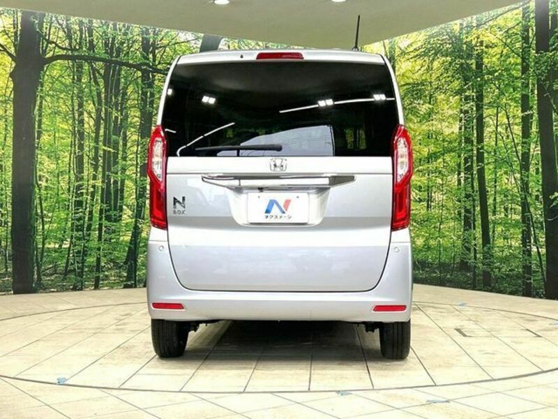 N BOX