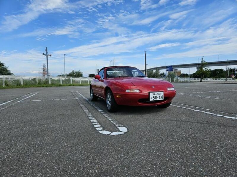 EUNOS ROADSTER