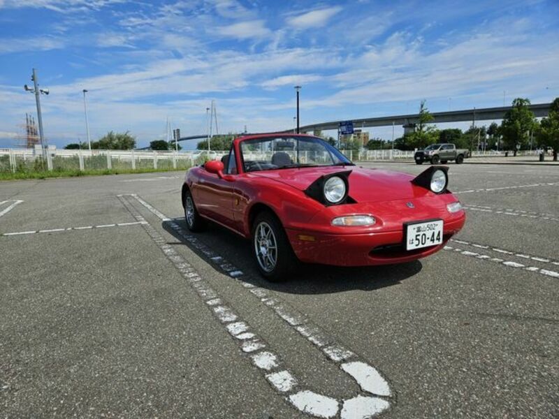 EUNOS ROADSTER