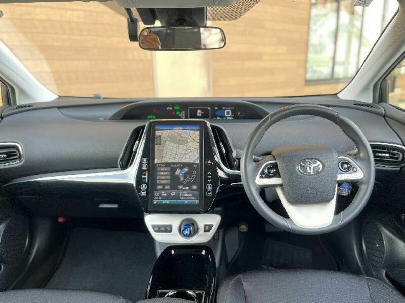 PRIUS PHV