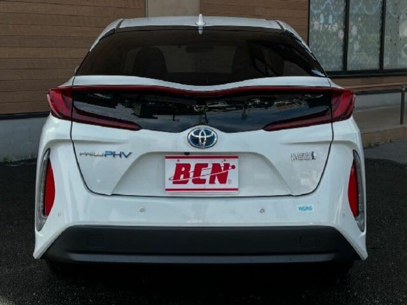 PRIUS PHV