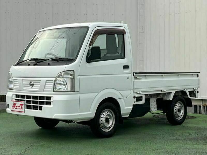 NISSAN NT100 CLIPPER