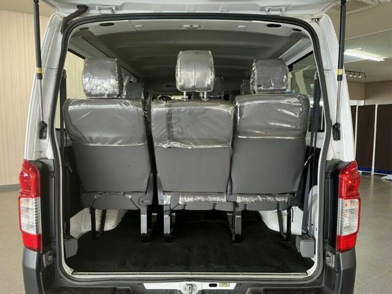 NV350 CARAVAN WAGON