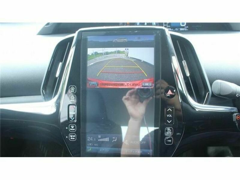 PRIUS PHV