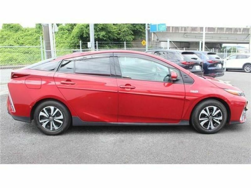 PRIUS PHV