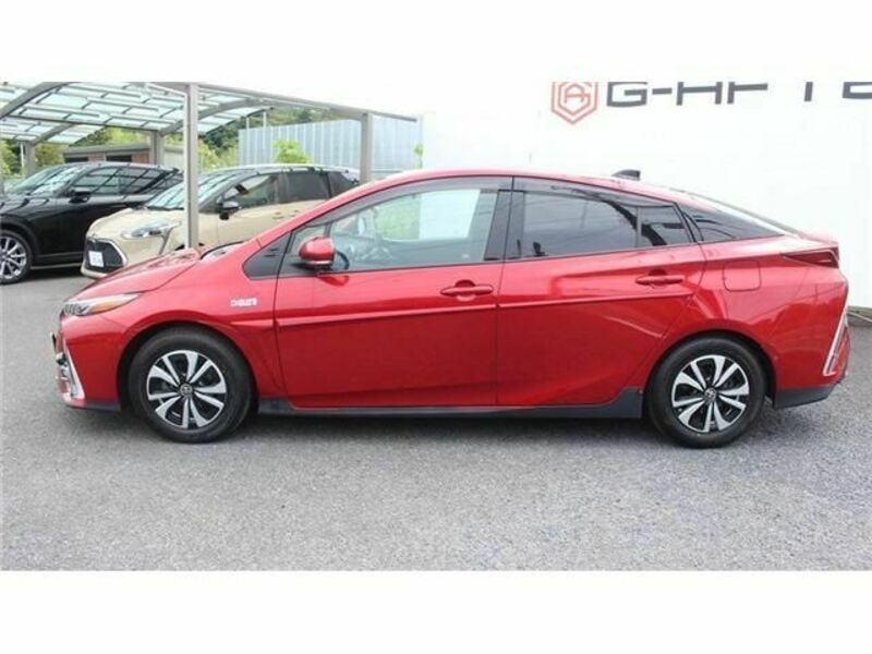 PRIUS PHV