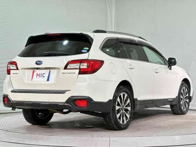 LEGACY OUTBACK