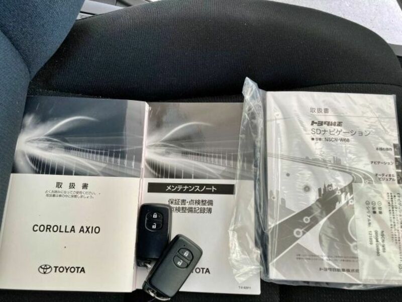 COROLLA AXIO