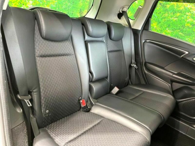 FIT HYBRID-9
