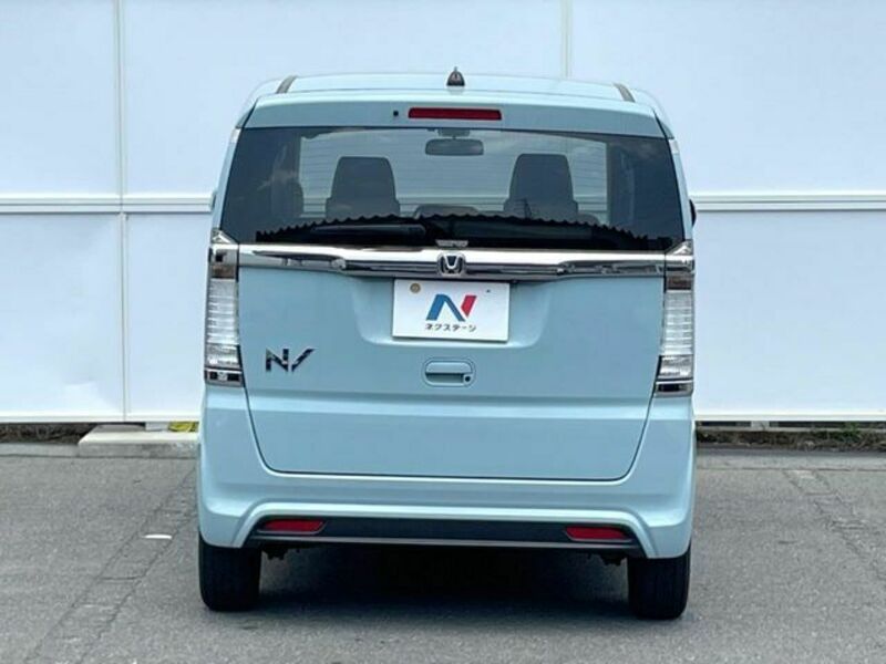 N BOX SLASH