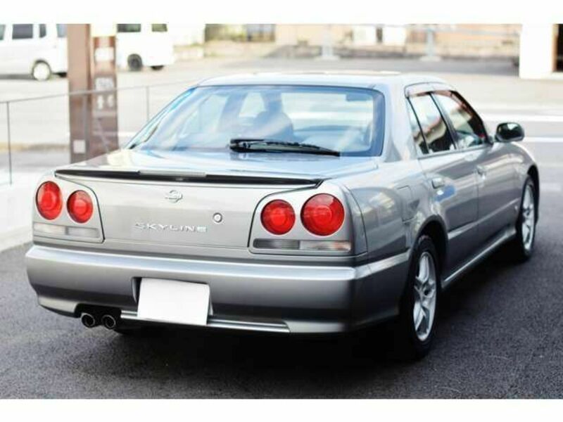 SKYLINE