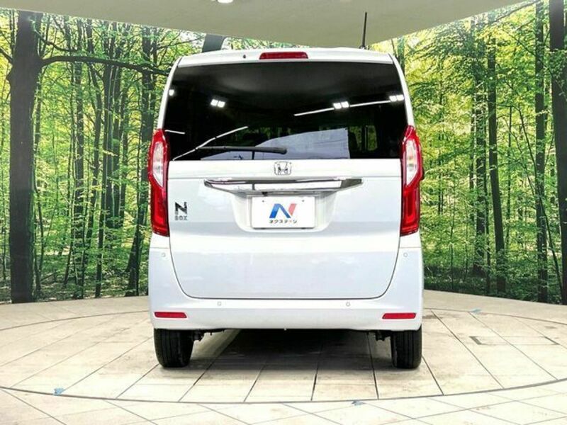N BOX