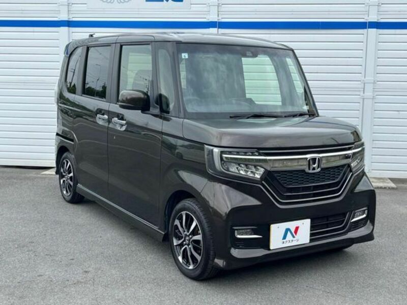 N BOX CUSTOM