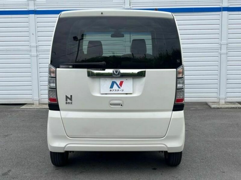 N BOX