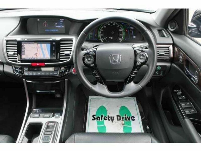 ACCORD HYBRID-8