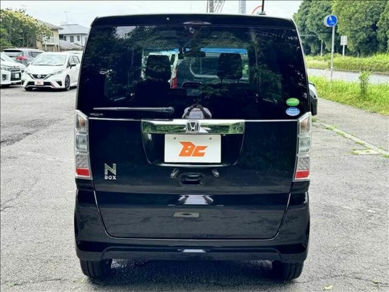 N BOX