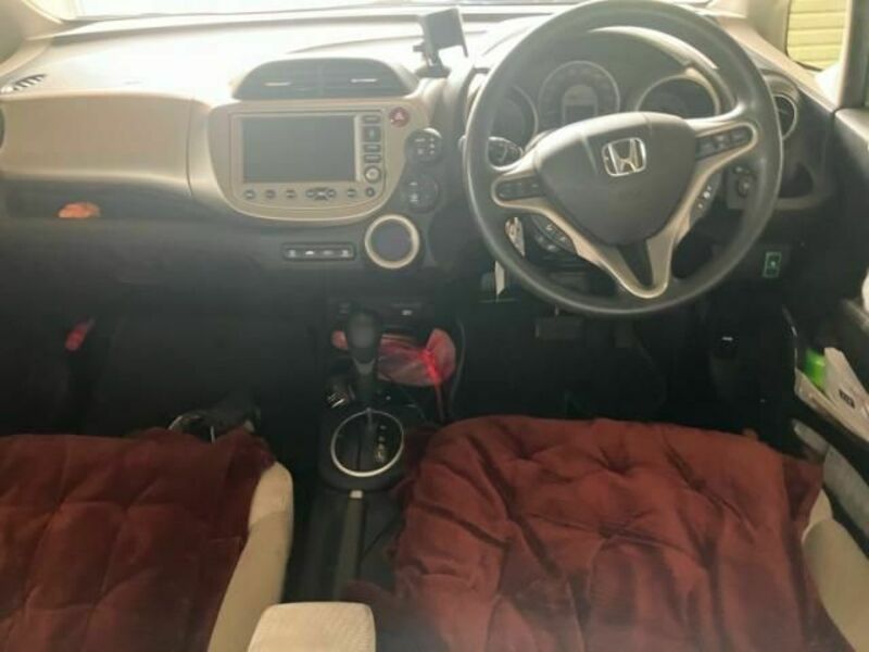 FIT HYBRID
