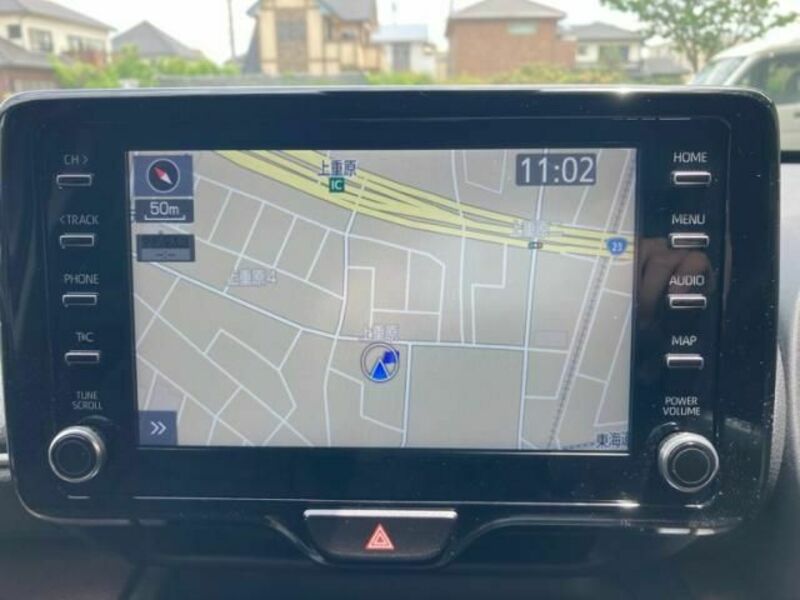 YARIS CROSS