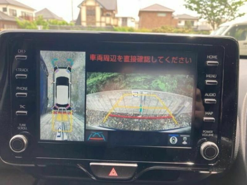 YARIS CROSS
