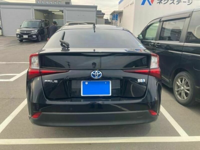 PRIUS-1