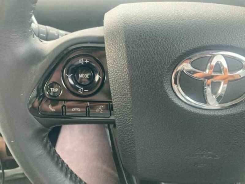 PRIUS-9