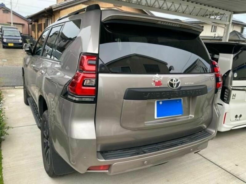 LAND CRUISER PRADO