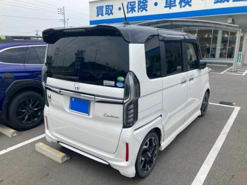 N BOX CUSTOM