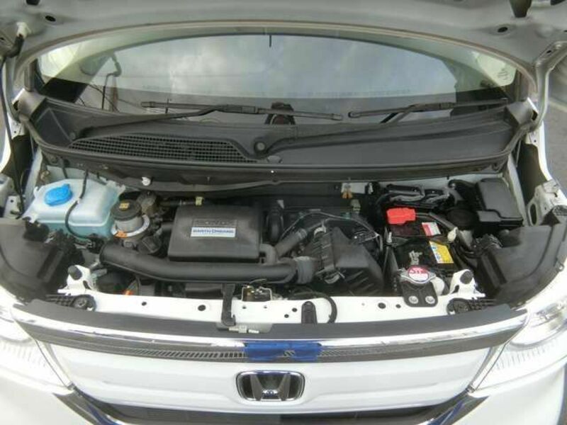 N BOX