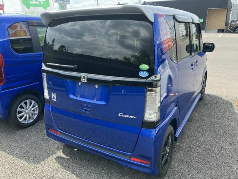 N BOX CUSTOM