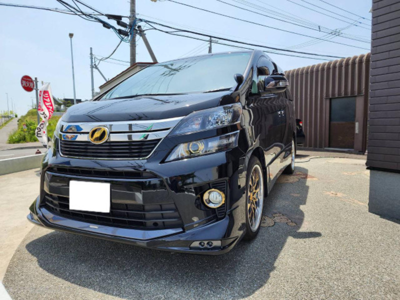 VELLFIRE-0