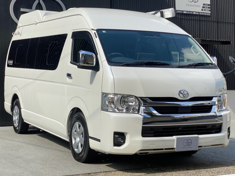 HIACE