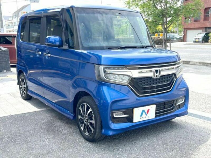 N BOX CUSTOM