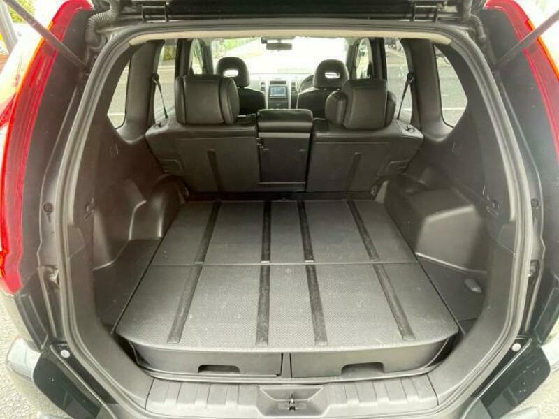 X-TRAIL-17